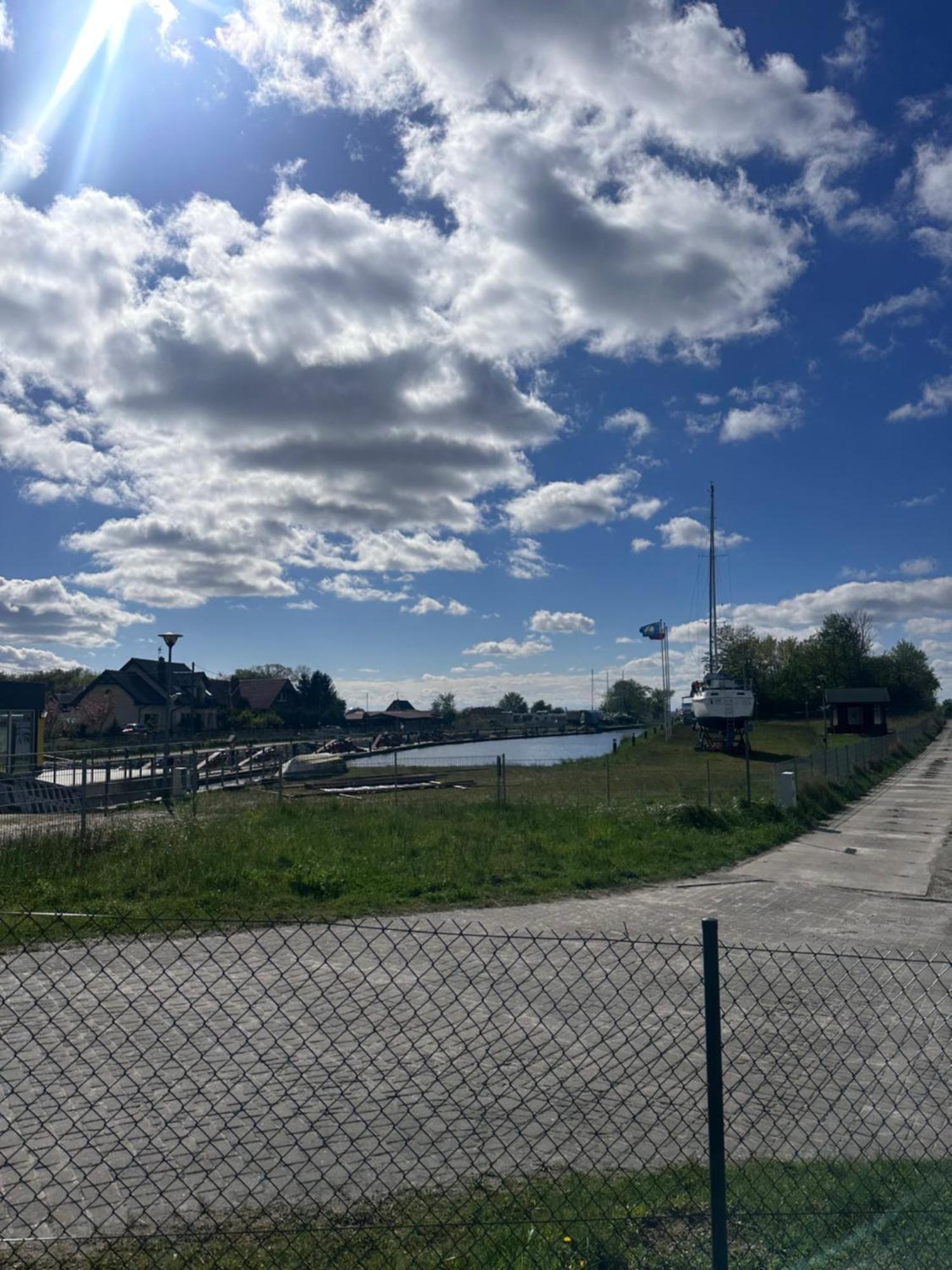 Villa Chatki Nad Wodnym Zakatkiem. Wapnica  Exterior foto